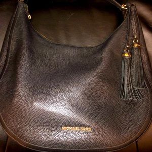 Black leather Michael Kors purse